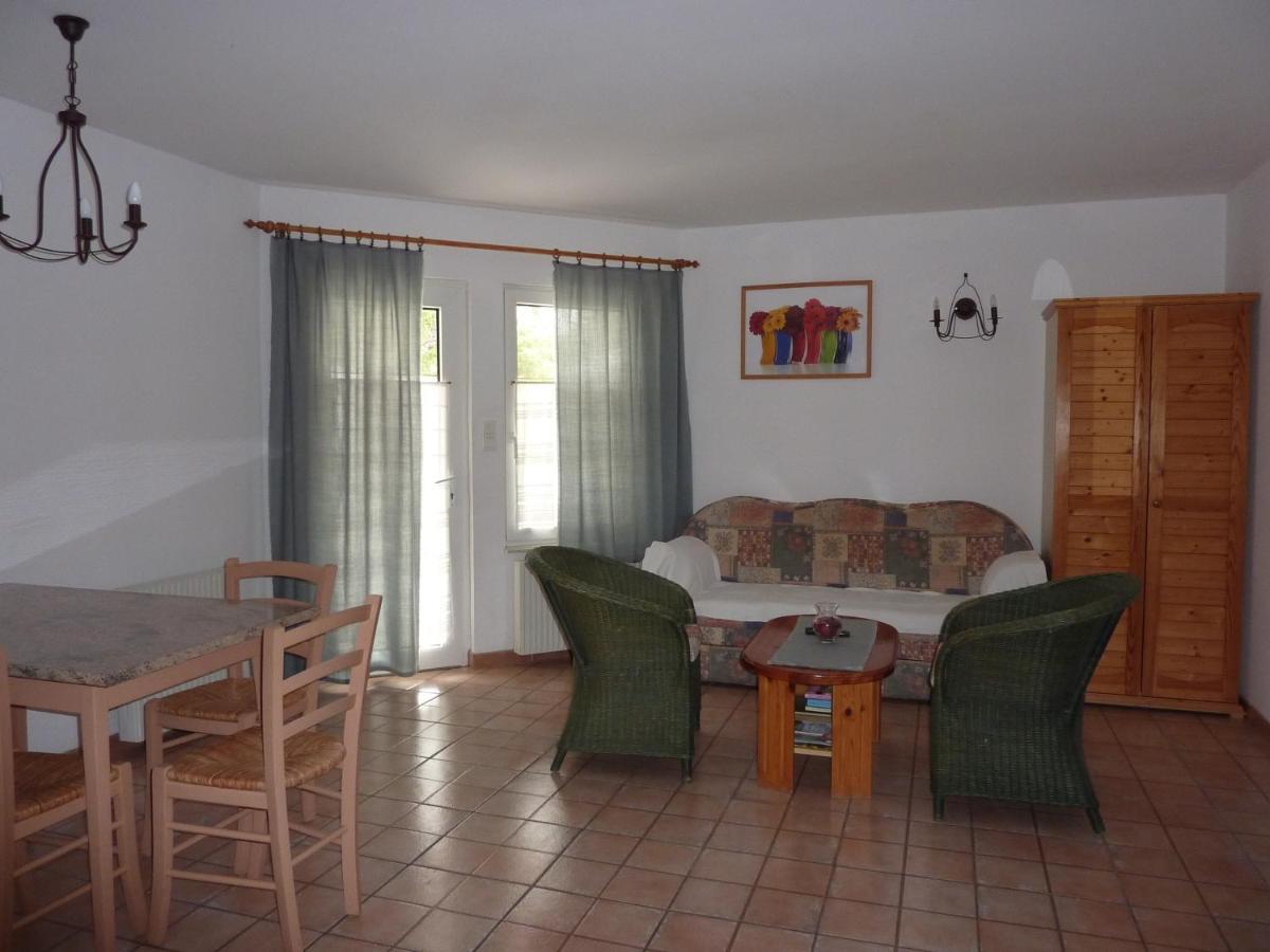 Feszek Apartmanhaz Vonyarcvashegy Rom bilde